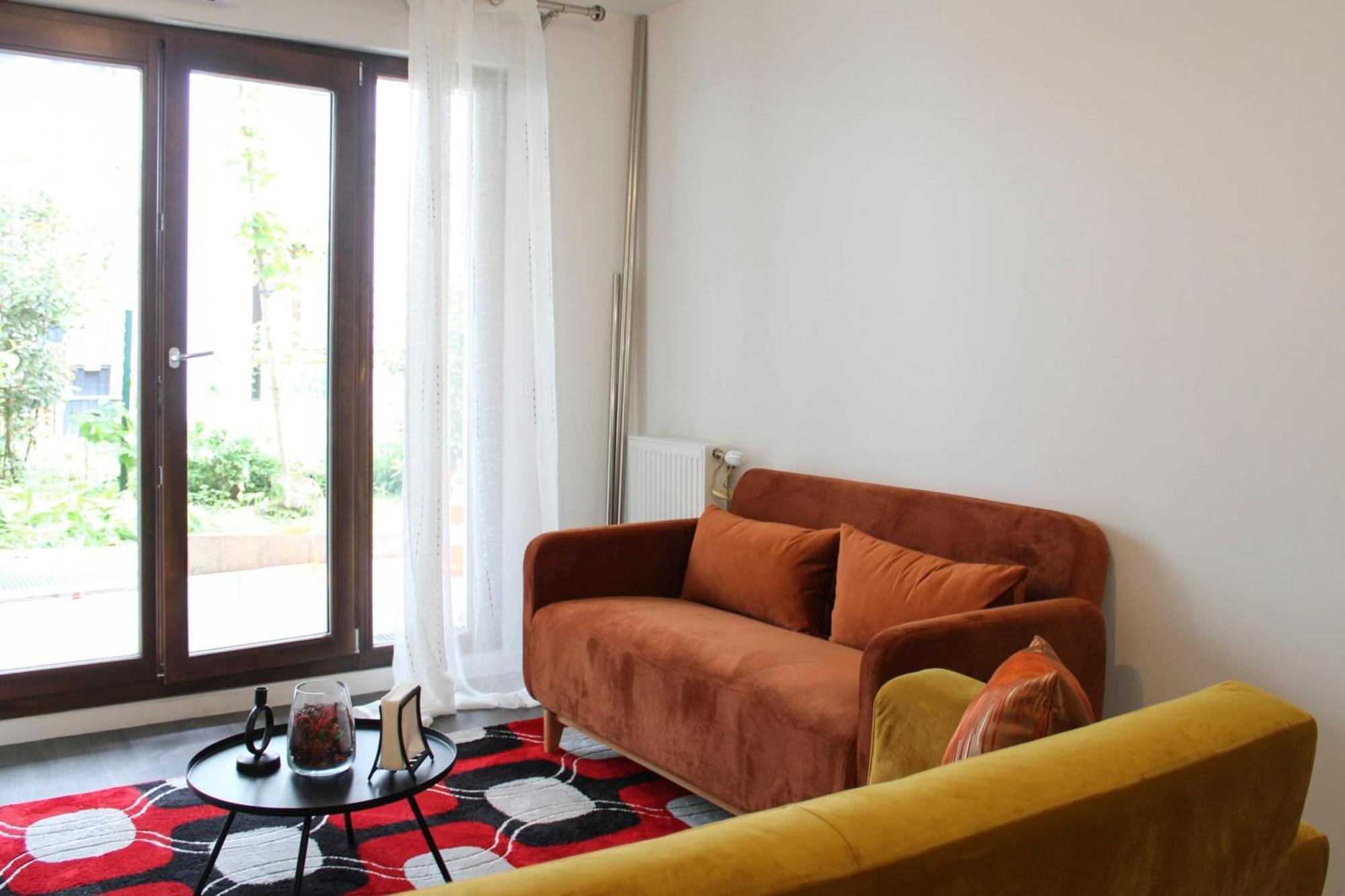 Charming T2 Near The Basilica Of Saint-denis Apartment