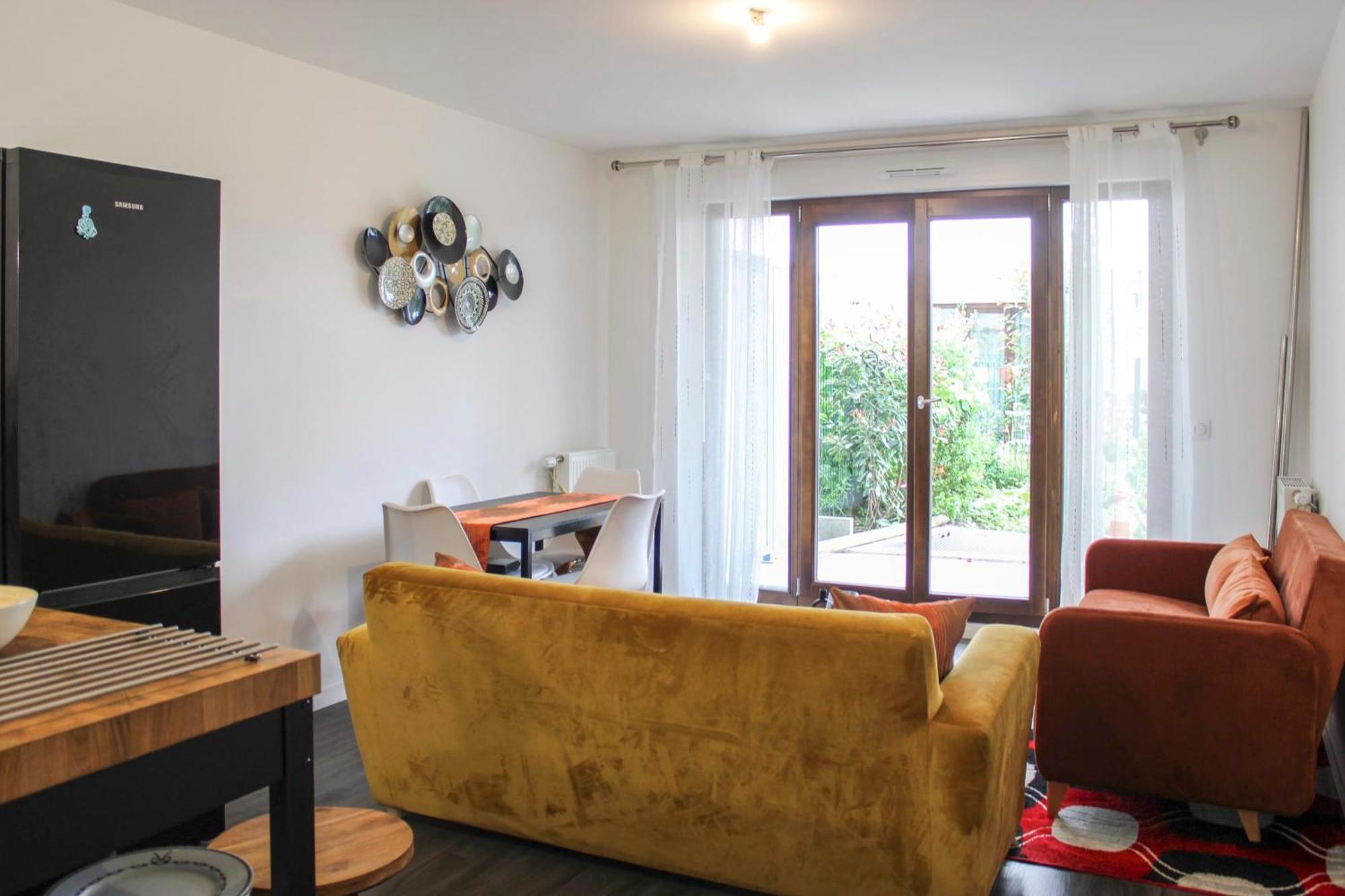 Charming T2 Near The Basilica Of Saint-denis * Saint-Denis (Seine-Saint-Denis)