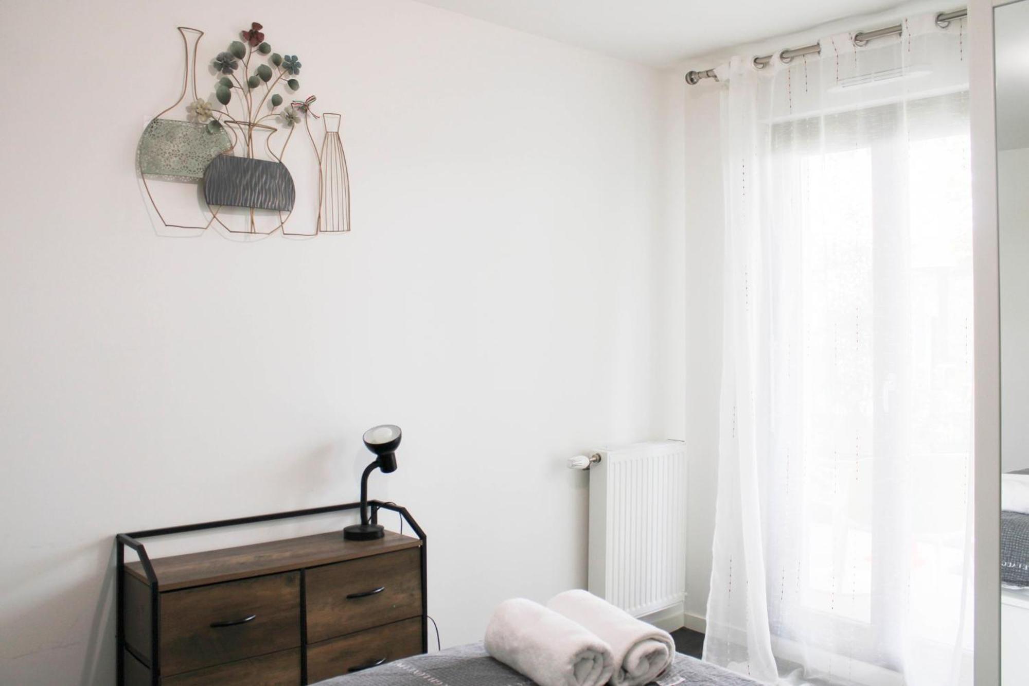 Charming T2 Near The Basilica Of Saint-denis