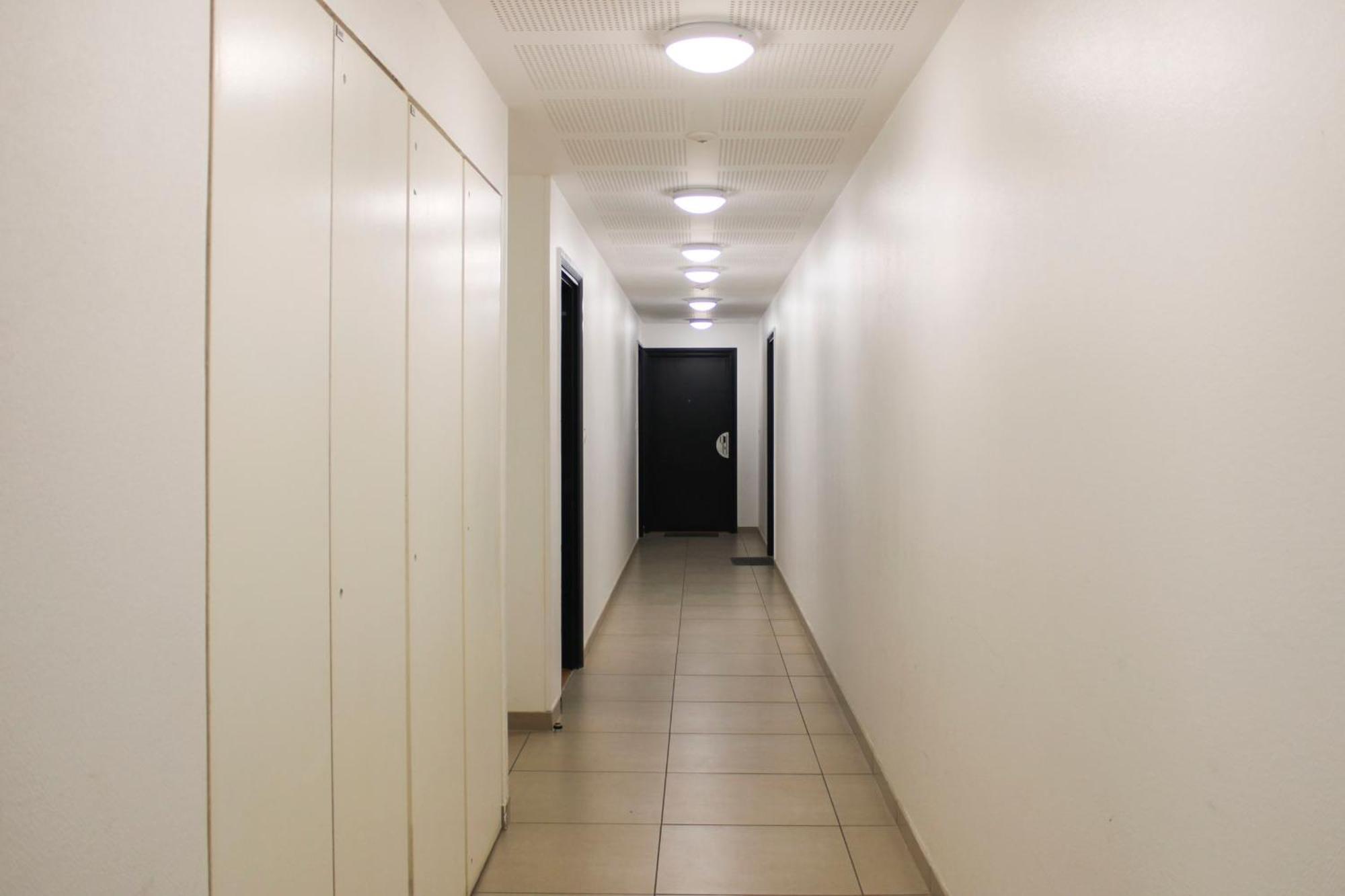 Charming T2 Near The Basilica Of Saint-denis *